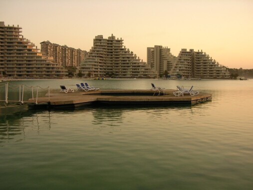 Basen w San Alfonso del Mar
