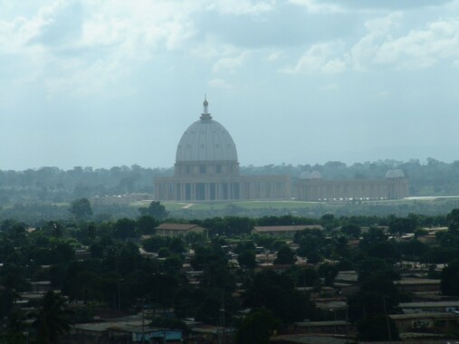 Bazylika Matki Boskiej Królowej Pokoju w Jamusukro