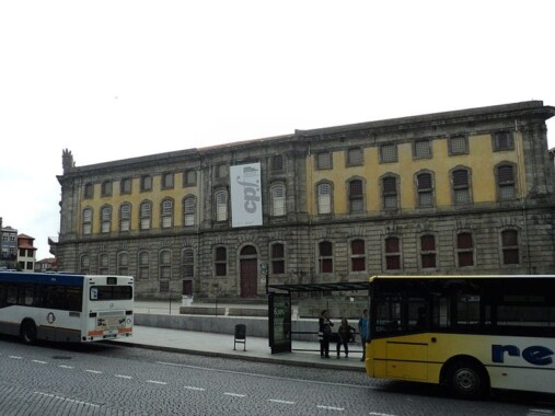 Budynek Centrum Fotografii Portugalskiej