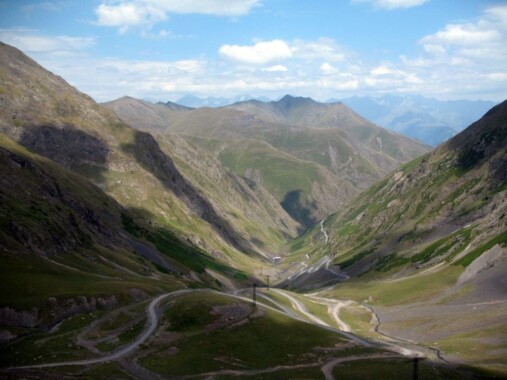 Droga przez Przełęcz Abano w Gruzji