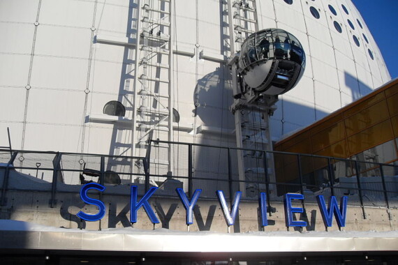 Kolejka Skyview na Ericsson Globe