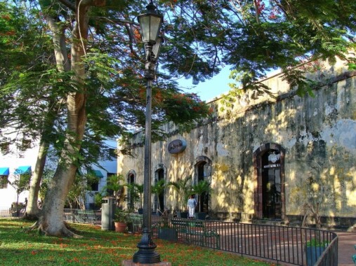 Las Bovedas (Panama)