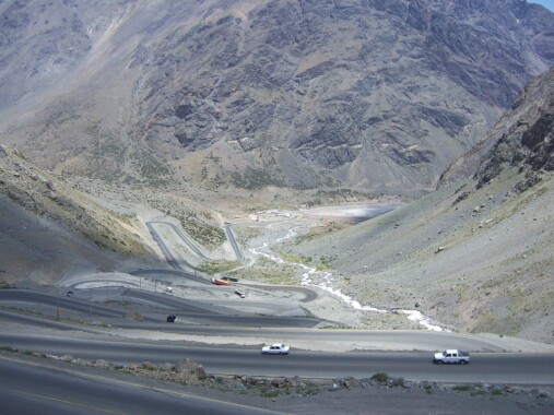 Droga przez Przełęcz Wyzwolicieli – Los Caracoles