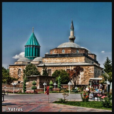 Mauzoleum i Muzeum Mevlany w Konyi