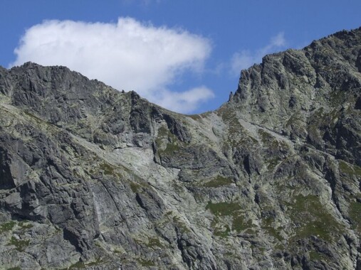 Przełęcz pod Chłopkiem, widok z Doliny Hińczowej