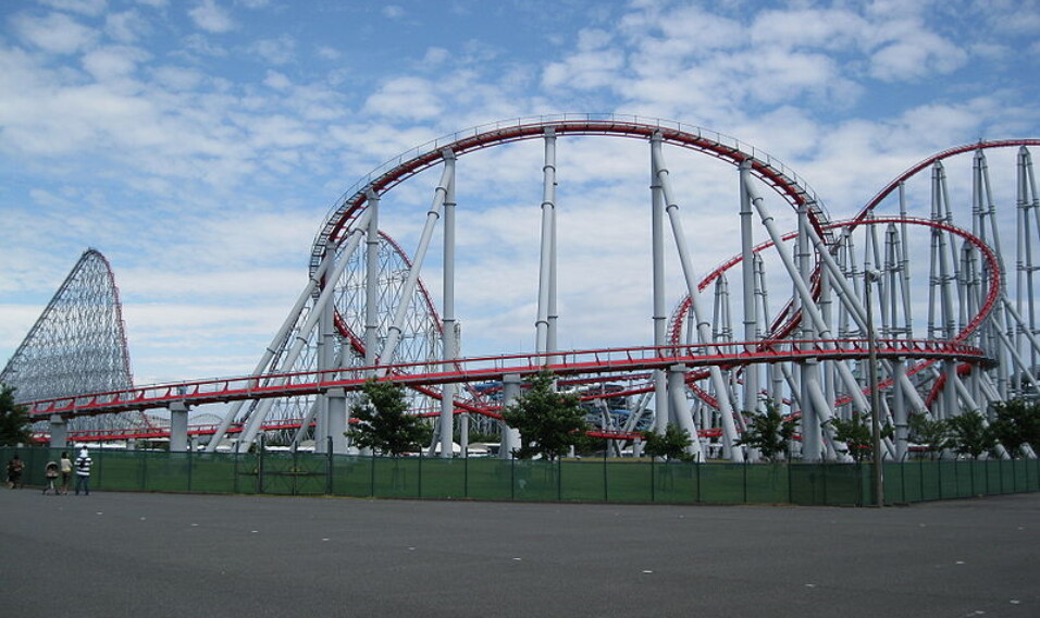 Steel Dragon 2000