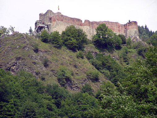 Zamek Poenari